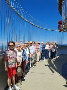 Gruppenfoto auf dem Fernsehturm oben