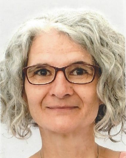 Yogalehrerin Iris Seyfang Mettke Yoga