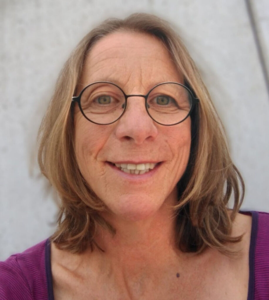 Yogalehrerin Silke Bezner Yoga