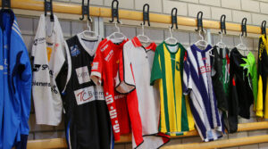 Präsentiert den TSV beim Trikottag!